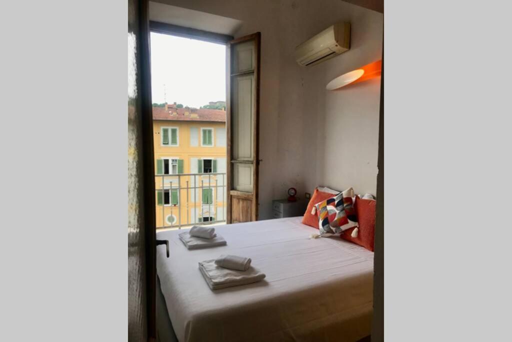 פירנצה Sunny Top Floor In San Frediano מראה חיצוני תמונה