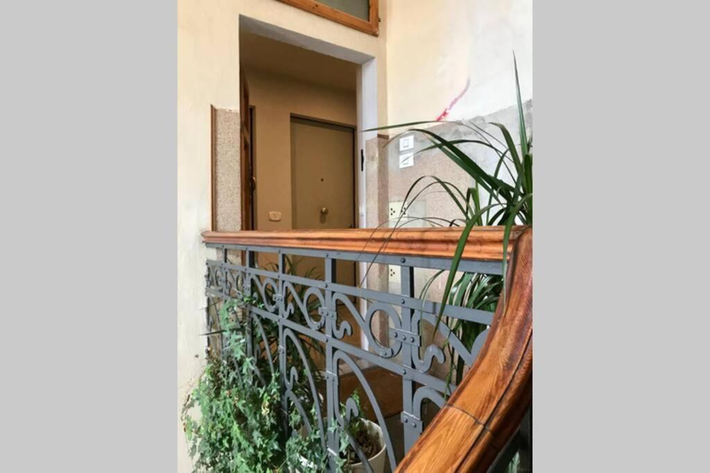 פירנצה Sunny Top Floor In San Frediano מראה חיצוני תמונה